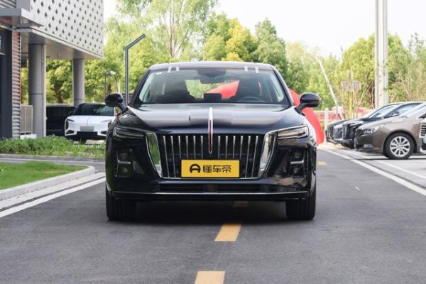 ky体育官网登录入口网页版通过传统好意思学与当代工艺的和会-